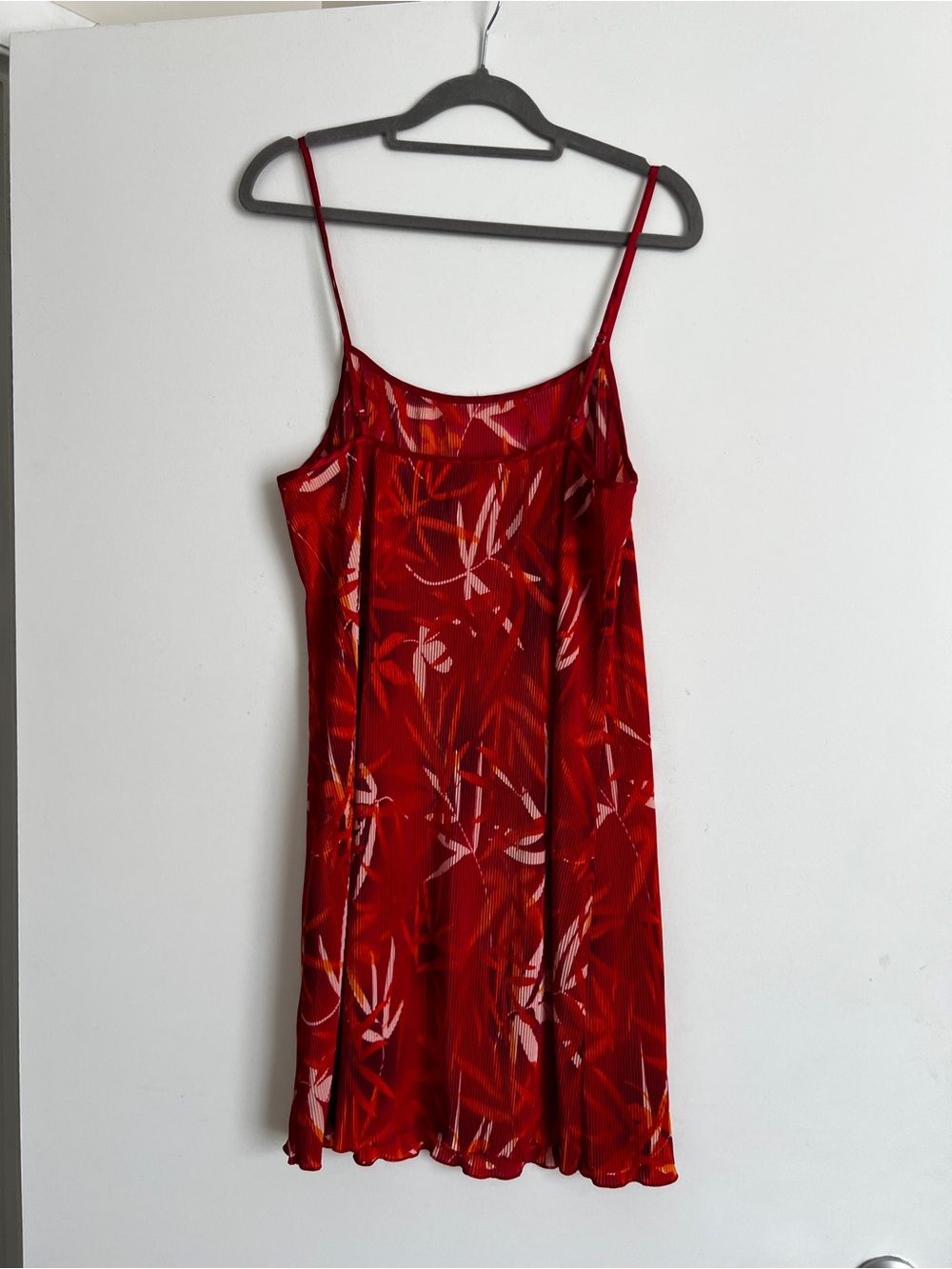 Jaclyn Smith Red Floral Spaghetti-Strap Slip - Picture 3 of 3